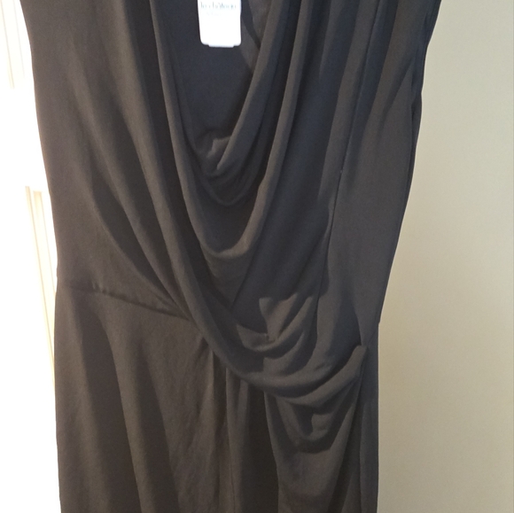 DRESSES - Picture 5 of 16